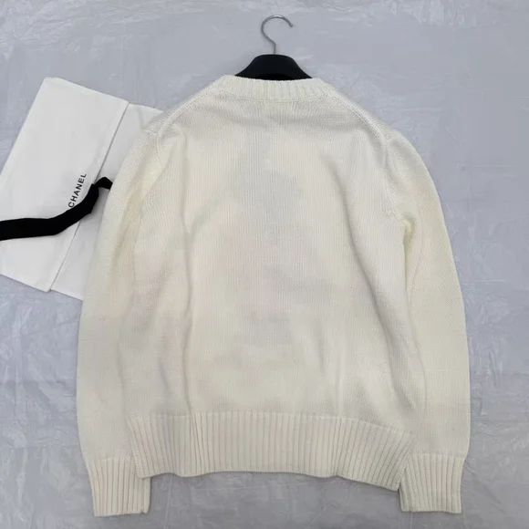White Polo Ralph Lauren Bear Sweater - Picture 3 of 9